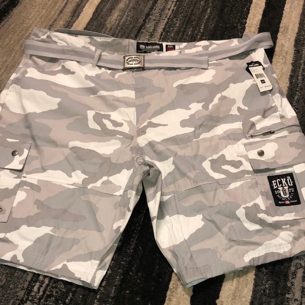 NWT ECKO Camo Cargo Shorts
